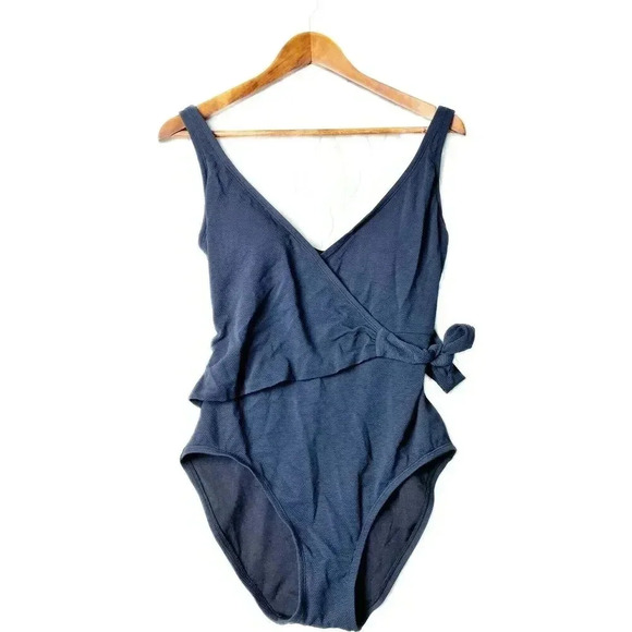 Copied - Tommy bahama swimsuit Wrap Tie Sz 8 - Picture 1 of 5